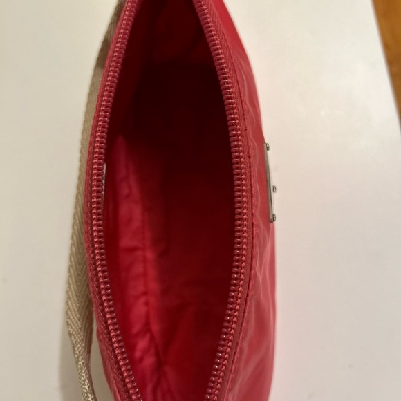 Prada pink nylon pochette - Picture 7 of 13
